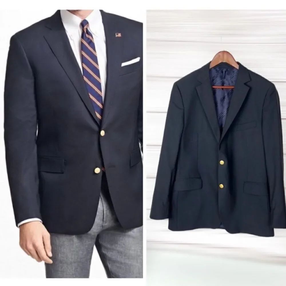Brooks Brothers 346 Two-Buttons Wool Blazer Navy Blue with Gold Buttons 43L Vtg